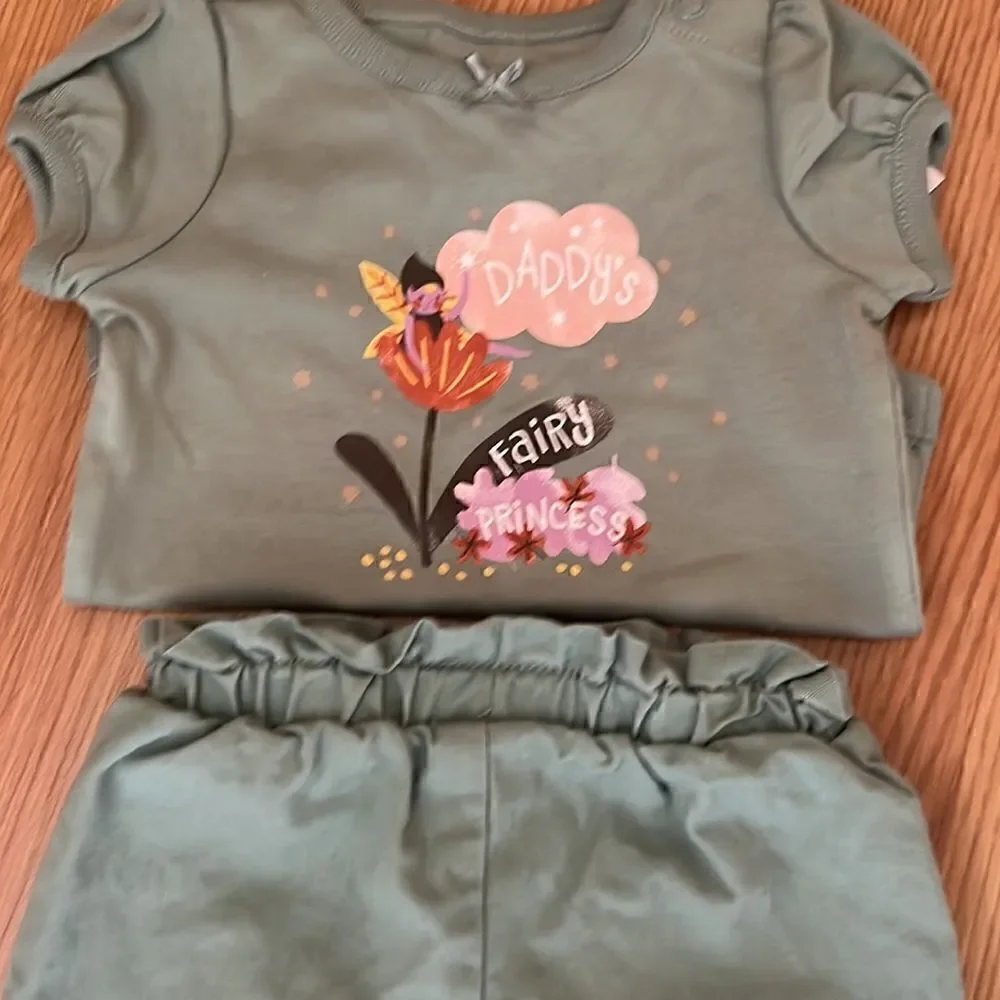 Garanimals  Girls Size 0-3 months Onesies and Matching Pants Sets